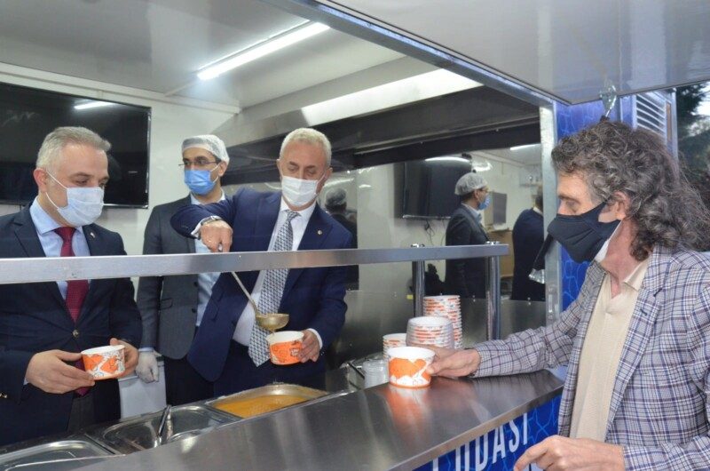 Mobil Aşevimiz Sevgi Evleri'ndeydi...