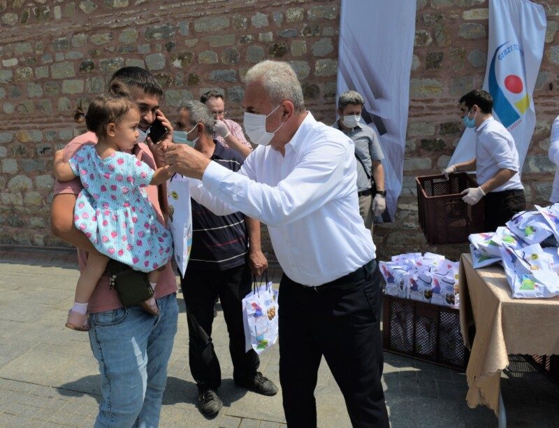 Gebze Bayram Çöreğini Halkımız ile Buluşturduk