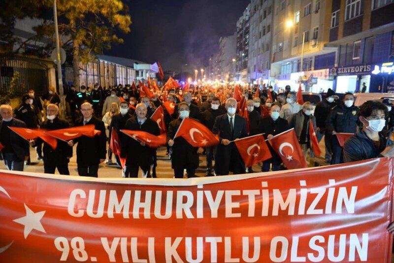 Gebze'de fener alayı coşkusu
