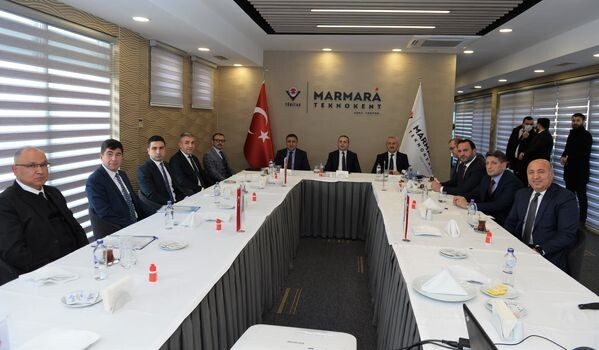 Gebze’nin yetiştirdiği Ticaret Bakan Yardımcımız Sn. Mustafa Tuzcu ve Gebze de Bulanan OSB yetkilileri ile bir araya geldik