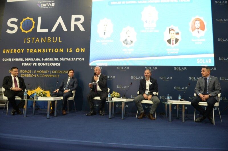 Solar İstanbul Fuarının 2. gününde  Yönetim Kurulu Başkanımız Panalist Olarak Katıldı