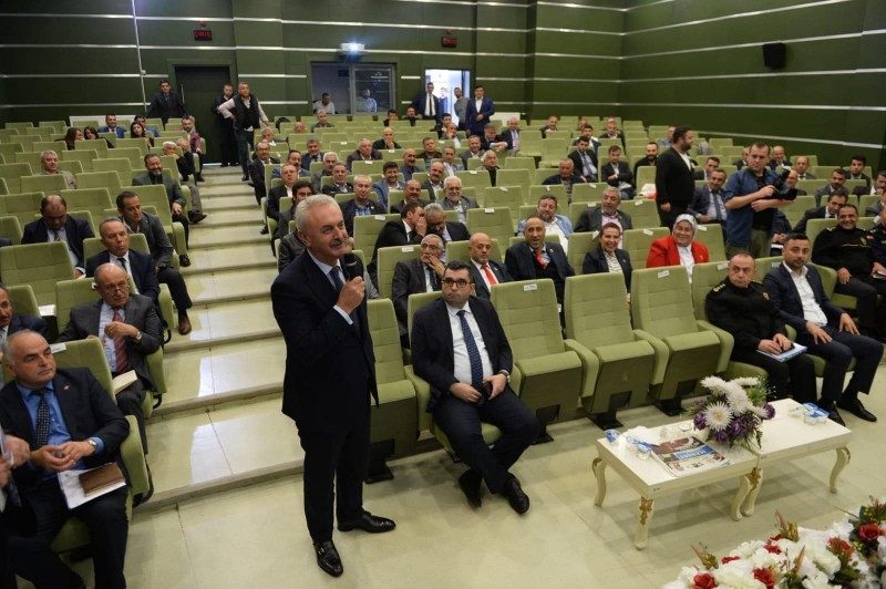 Kocaeli Valimiz Sn. Seddar Yavuz Başkanlığında,Gebze bölgesi muhtarlarımız ile bir araya geldik.