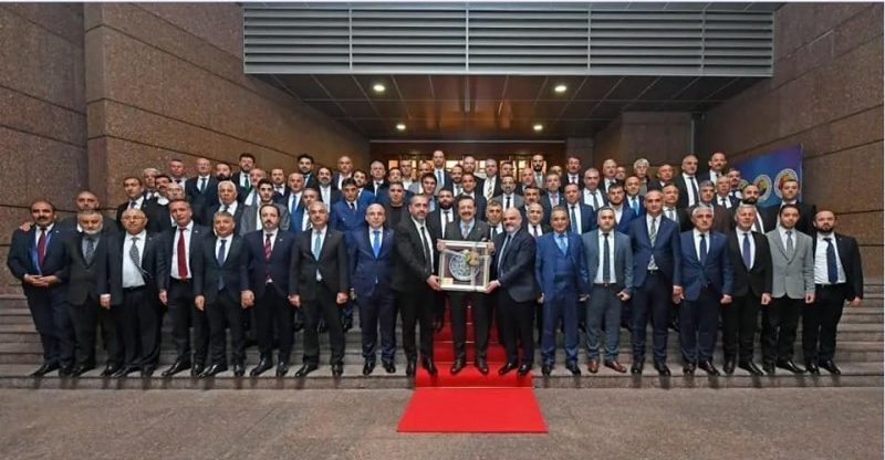 Gebze Ticaret Odası Olarak, Türkiye Odalar ve Borsalar Birliği (TOBB) Başkanı M. Rifat Hisarcıklıoğlu’nu makamında ziyaret ettik.​​