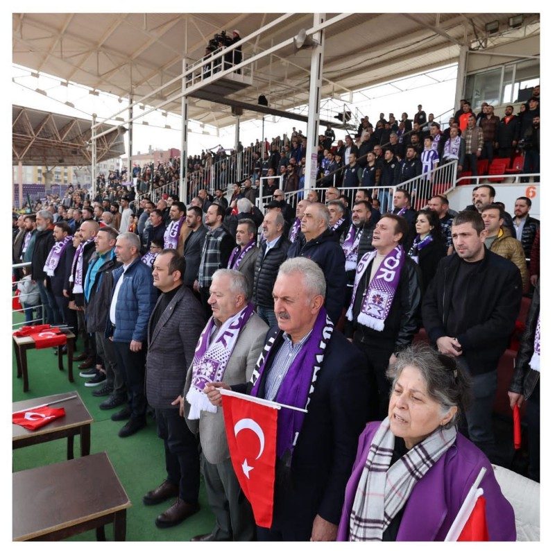 Gebzespor-Kocaelispor maçındayız.
