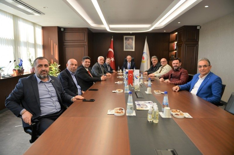 Gebzespor Yönetim Kurulu Başkanı ve Üyeleri Odamızı Ziyaret Etti.