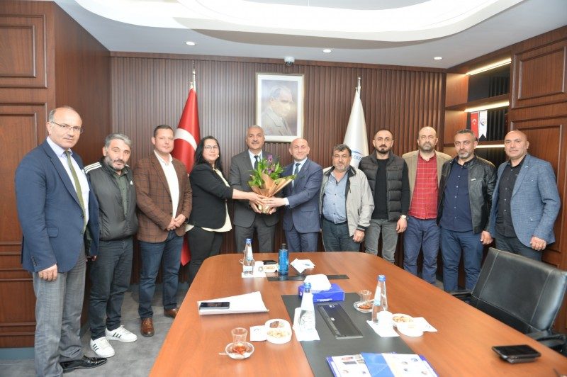 Gebze Esnaf ve Sanatkarlar Odası Başkanı Sn. Alper Demir ve Yönetim Kurulu Üyeleri Odamızı Ziyaret Etti.