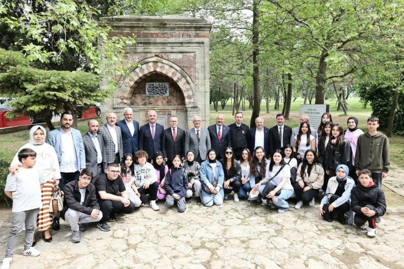 Fatih Sultan Mehmet Han’ın vefatının 542. yıl dönümünde Hünkar çayırında düzenlenen anma programına katıldık.