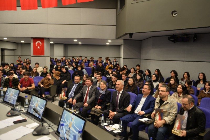 23.Meslek Komitemiz Öncülüğünde Kariyer Günleri Programı Gerçekleştirdik