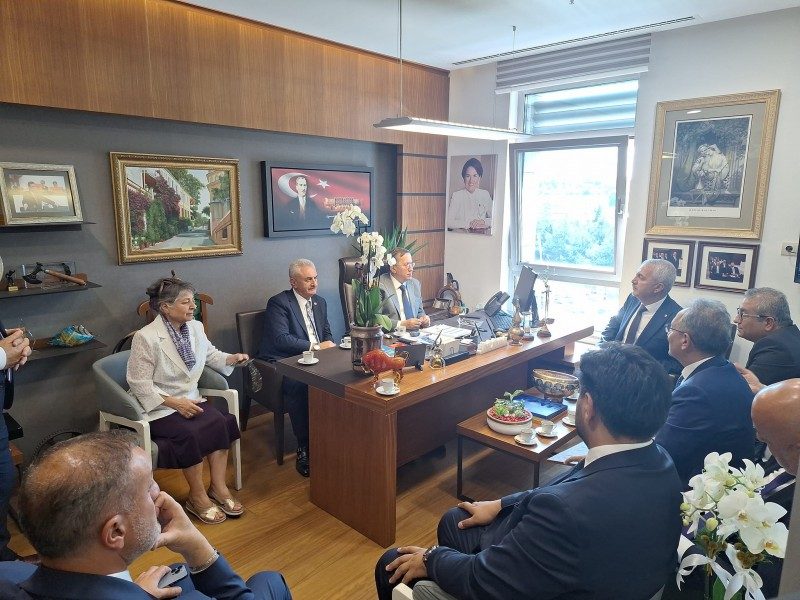 Kocaeli Millet Vekillerimizi Ziyaret Ettik