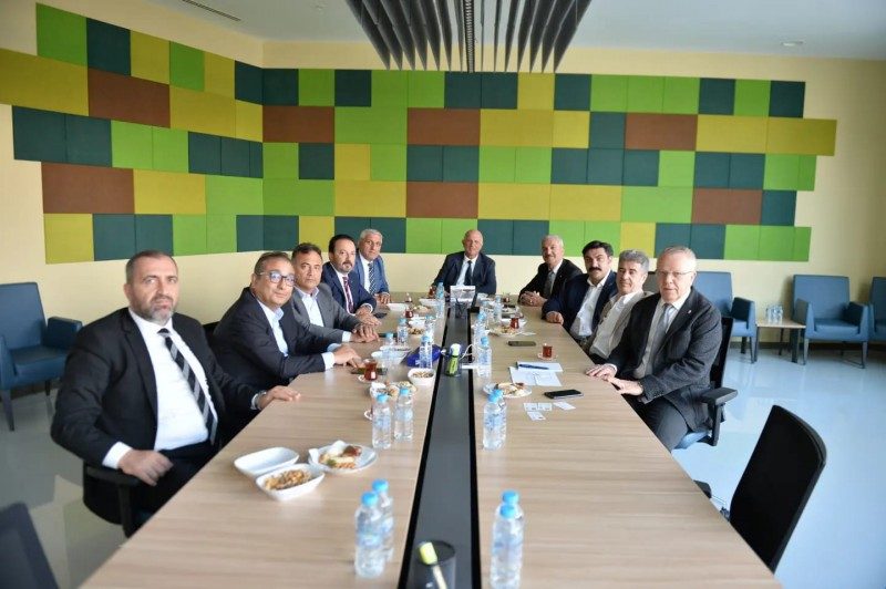 Makine İhtisas Organize Sanayi Bölgesi Başkanı Sn. Sedat Silahtaroğlu'nu ziyaret Ettik