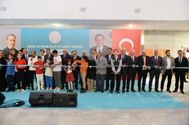 Gebze 23 Nisan Bilim Sanat Merkezi açılış törenine katıldık.