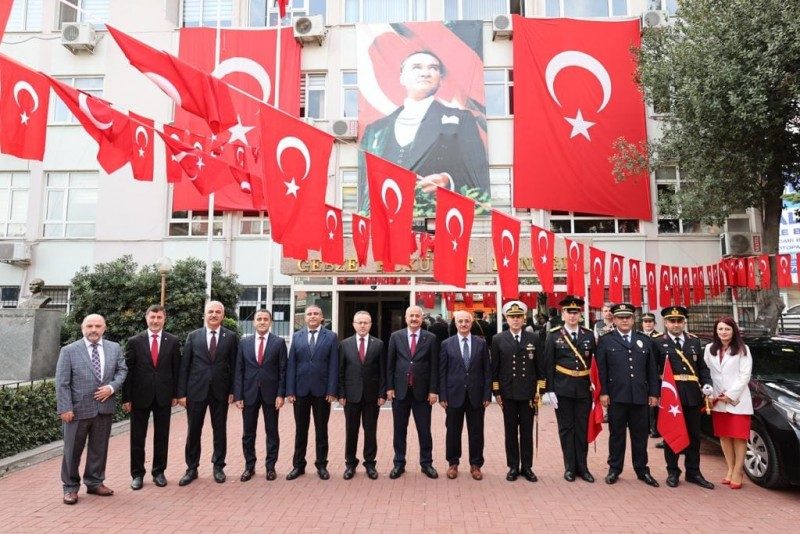 Gebze Kaymakamlığımızın düzenlemiş olduğu 29 Ekim Cumhuriyet Bayramı Tebrikat Törenine Katıldık