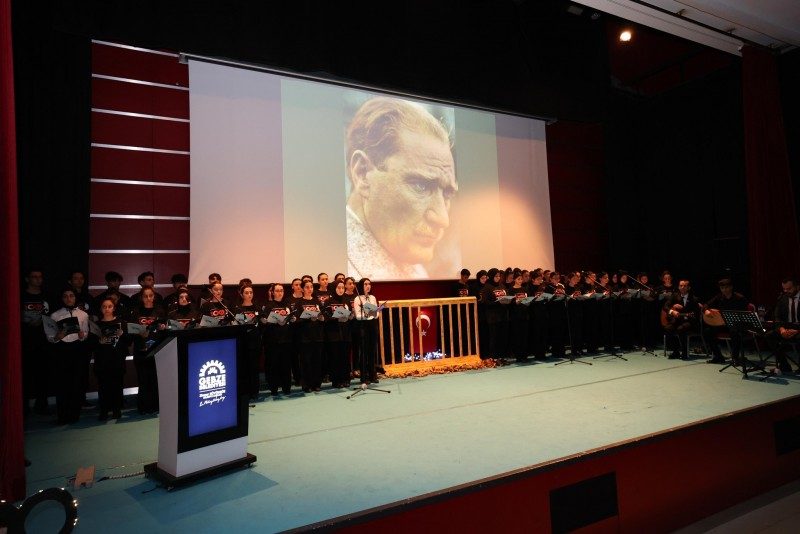 Gebze Kaymakamlığı 10 Kasım Gazi Mustafa Kemal Atatürk'ü anma tören programına katıldık