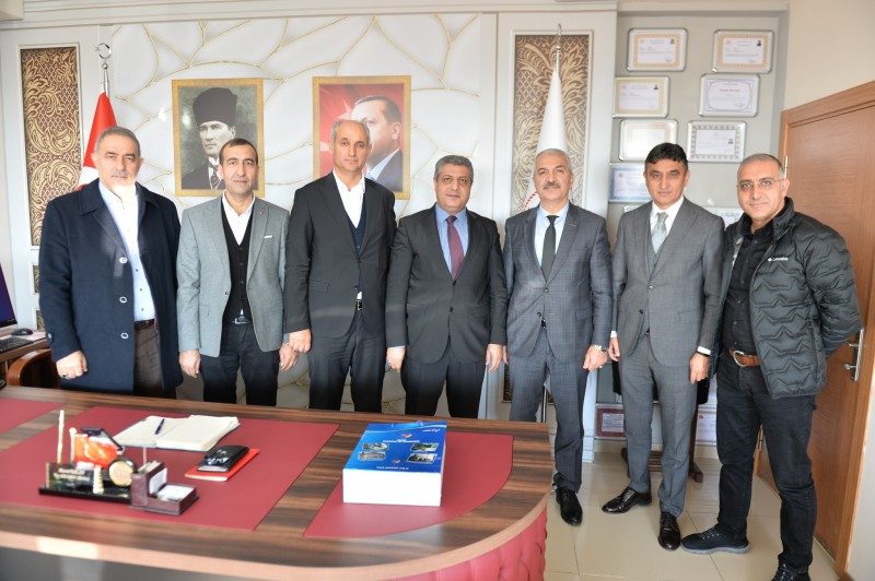 Dilovası Milli Eğitim Müdürü Sn. Murat Balay’a iadeyi ziyarette bulunduk