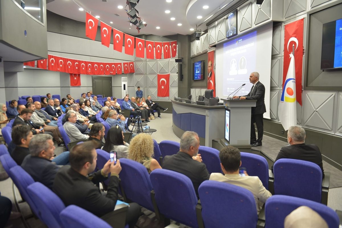 DASK VE BÖLGE SİGORTA ACENTELERİ İSTİŞARE TOPLANTISI ODAMIZ MECLİS SALONUNDA GERÇEKLEŞTİ