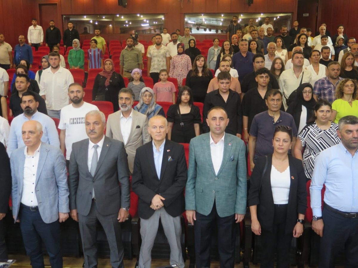 ÇAYIROVA’YA DEĞER KATANLAR ÖDÜL TÖRENİ PROGRAMINA KATILDIK