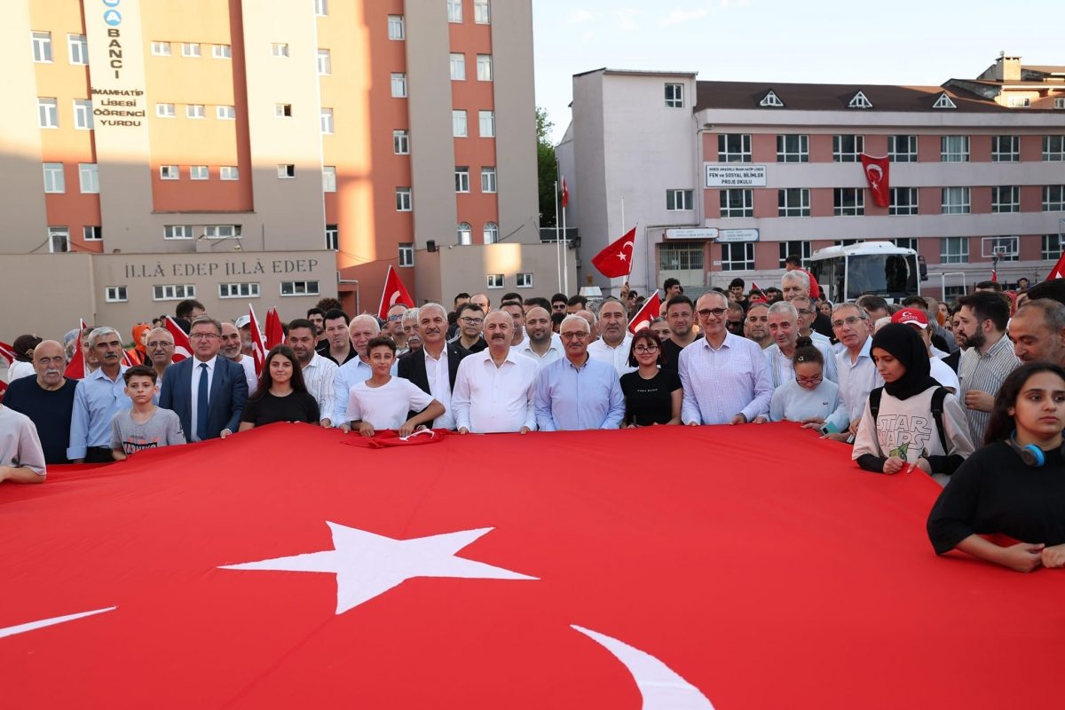 15 TEMMUZ DEMOKRASİ VE MİLLİ BİRLİK GÜNÜ KAPSAMINDA, GEBZE KAYMAKAMLIĞI TARAFINDAN DÜZENLENEN  PROGRAMA KATILDIK