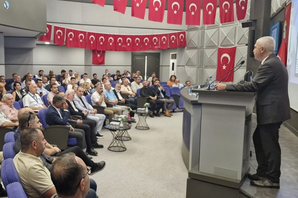 Elektronik İlan Doğrulama Sistemi ile ilgili seminer Odamız ev sahipliğinde gerçekleşti.
