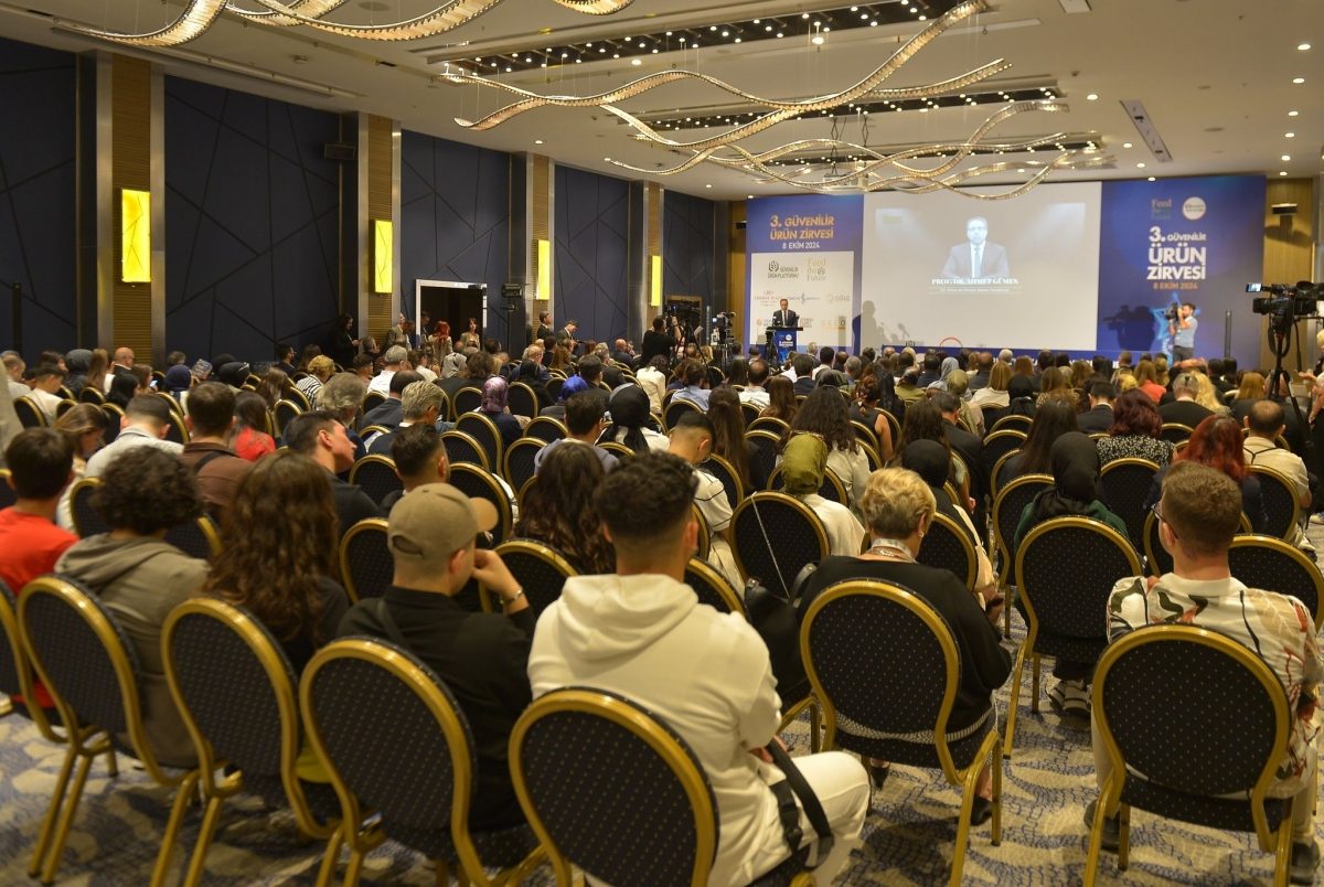 3. Güvenilir Ürün Zirvesine Katıldık