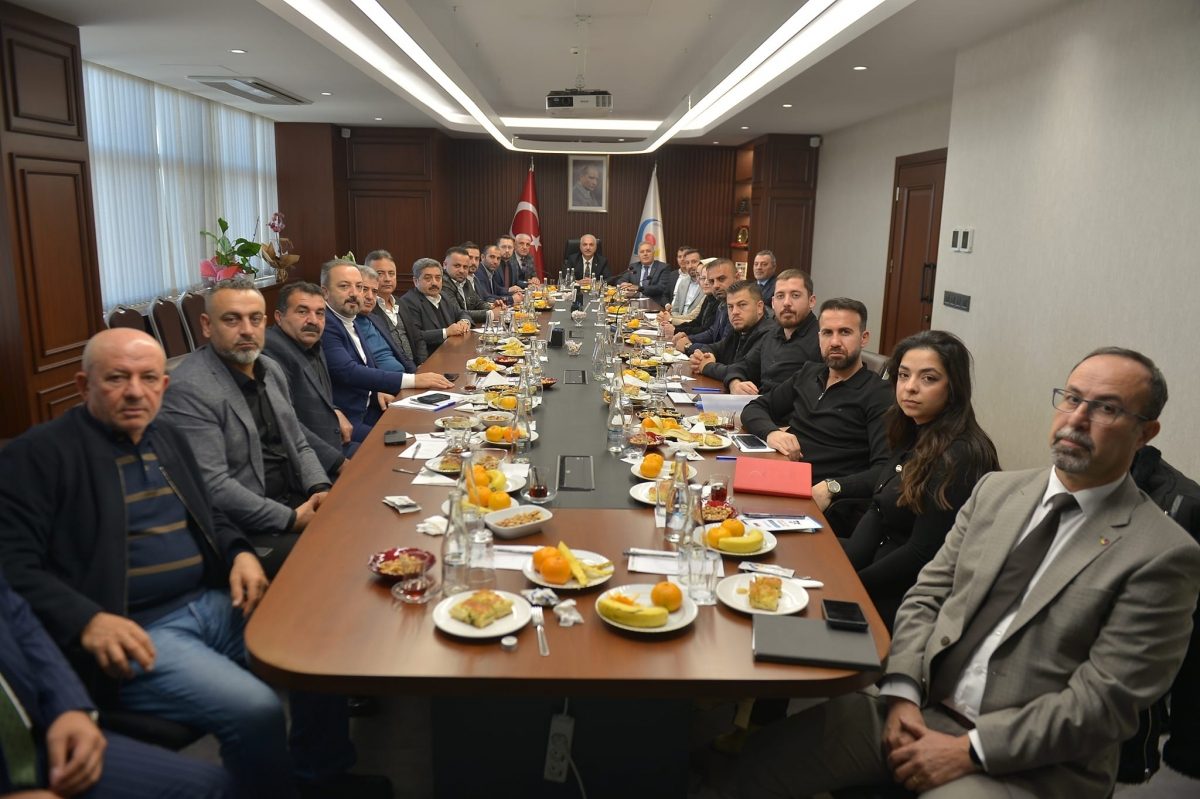 Geri Dönüşüm sektöründe faaliyet gösteren firmalarımızın yaşadığı sıkıntıların giderilmesi için  toplantı düzenledik