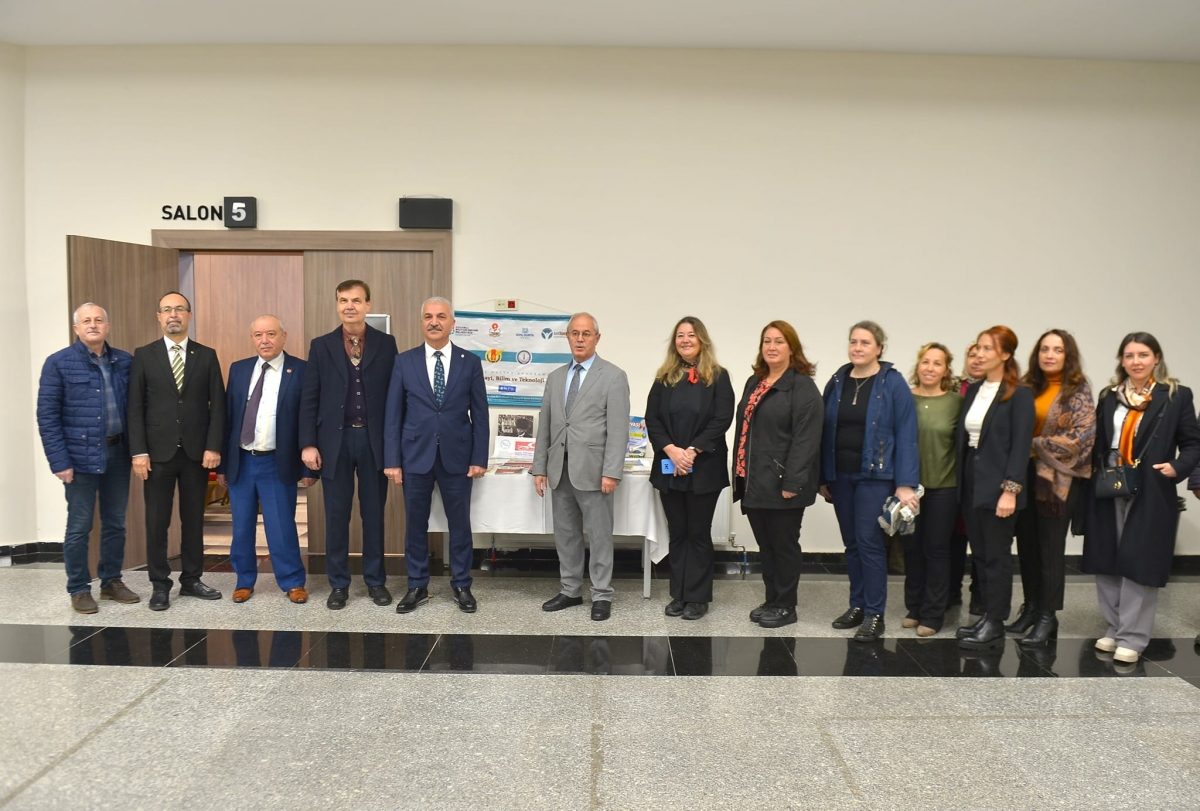 “Kocaeli Sanayi, Bilim ve Teknoloji Tarihi" konulu panele katıldık