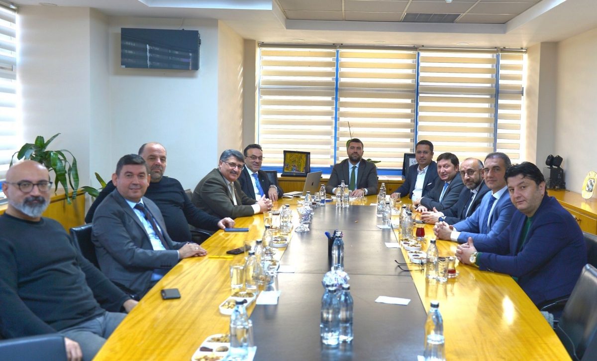 Bölgemizdeki Meslek Lisesi Eğitimini Güçlendirme ve Özendirme Projesi geliştirme toplantısı Odamız ev sahipliğinde Gerçekleşti.