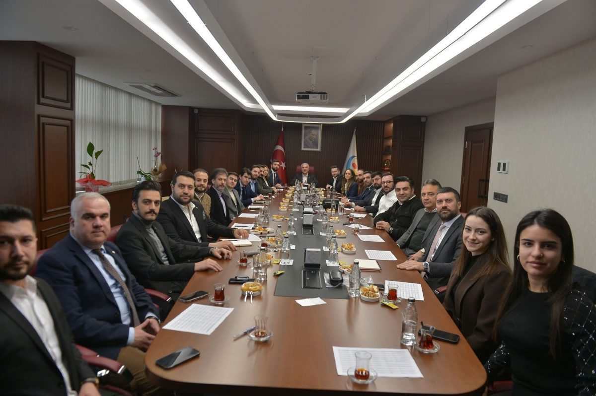 TOBB Genç Girişimciler Kurulu İstanbul, Kocaeli ve Gebze üyeleri Yönetim Kurulu, Odamızı ziyaret etti.