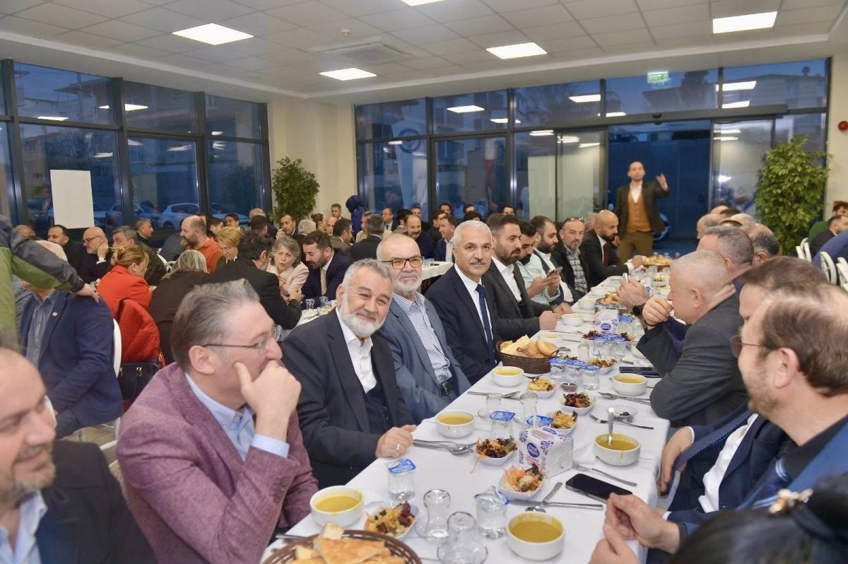 Gebze Ticaret Odası Geleneksel İftar Programımız Yoğun Bir Katılım ile Gerçekleşti.