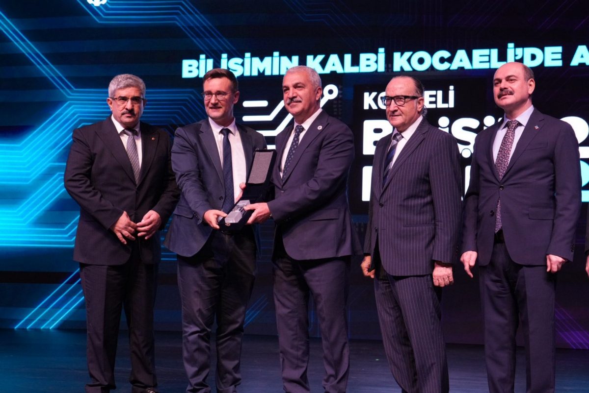 Kocaeli Bilişim Fuarı Açılış Töreni’ndeydik!