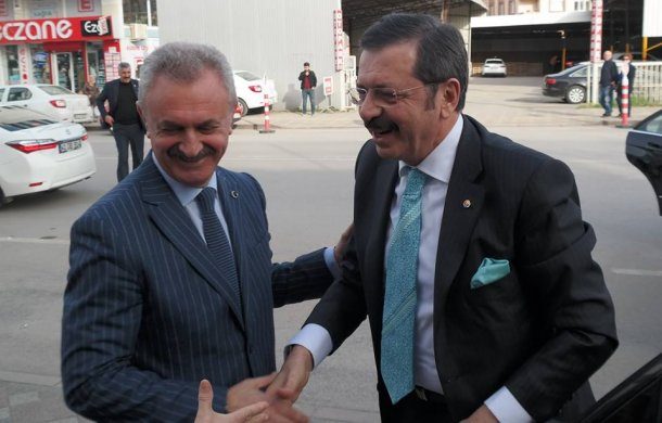 TOBB Başkanımız M. Rifat HİSARCIKLIOĞLU, Odamızı ziyaret etti.