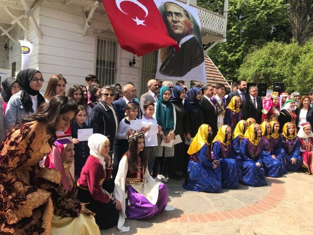 urizm Haftası Kutlama programına, Meclis Üyemiz ve Kadın Girişimciler İcra Kurulu Üyemiz Sn. Fatma Sevgi ÇİLER, Kadın Girişimciler İcra Kurulu Başkan Yardımcımız Sn. Mukadder DOĞANAY katıldı.