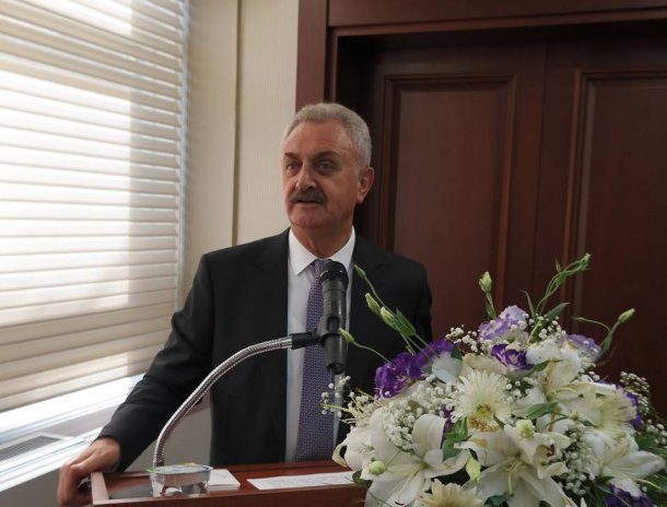 Gebze Ticaret Odası Geleneksel Bayramlaşma Törenimizi, Meclis Başkanımız, Yönetim Kurulu Üyelerimiz ve Meslek Komite Üyelerimizin katılımı ve Başkanımızın ev sahipliğiyle Odamız Meclis Salonunda gerçekleştirdik.