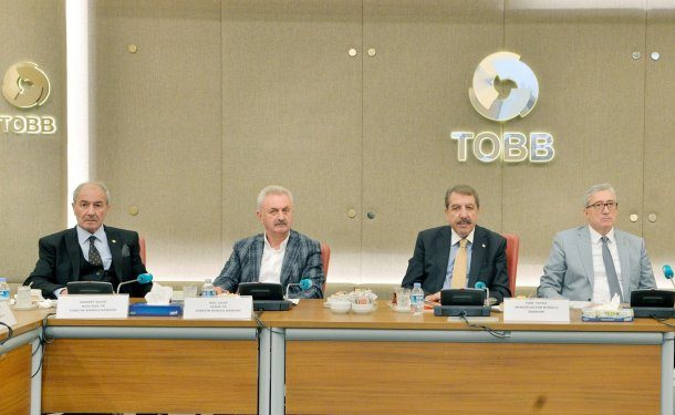 <div>Yönetim Kurulu Başkanımız Sn. Nail ÇİLER, Oda Borsa Akreditasyon Sistemi çalışmalarının yürütülmesinden sorumlu olan TOBB Akreditasyon Kurulu Üyeleri ile Ankara' da gerçekleştirilen Kurul Toplantısında, TOBB Akreditasyon Kurulu Başkan Yardımcılığı gö