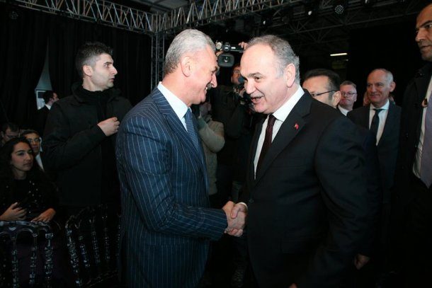 <div>Yönetim Kurulu Başkanımız NAİL ÇİLER, Siemens Türkiye Alçak Gerilim Şalt Cihazları Fabrikası'nın Açılışına Katıldı.</div>