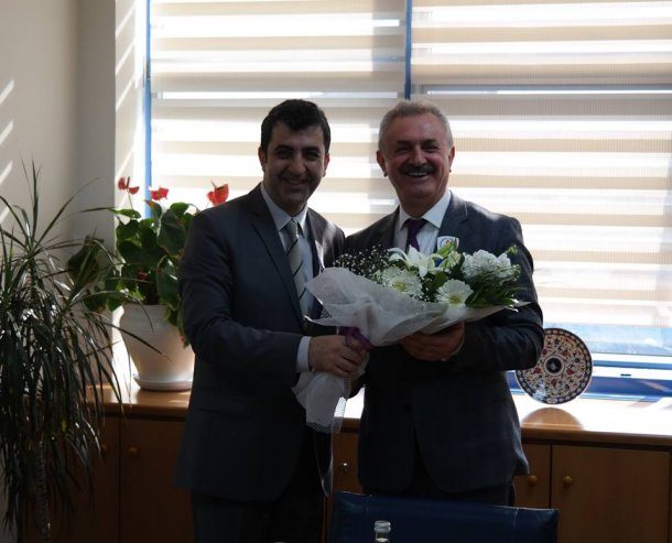 <div>Yönetim Kurulu Başkanımız Sn. Nail ÇİLER,"Vergi Haftası nedeniyle ziyarette bulunan Bölgemiz Vergi Dairesi Müdürlerini ağırladı.</div>