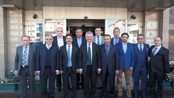 <div>GEBZE TİCARET ODASI ve GEREDE TİCARET ve SANAYİ ODASI KARDEŞ ODA PROTOKOLÜNÜ MART AYI MECLİSİ'NDE İMZALADI.</div>