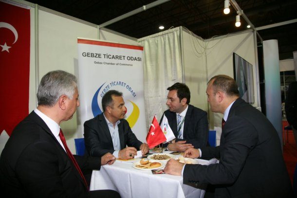 3.Doğu Marmara, İdeal Ev, Evlilik ve Konut Fuarı ve Doğu Marmara Gayrimenkul Fuarı kapılarını ziyaretçilere açtı.