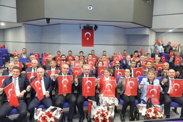 81 İl'de tüm Odalar ve Borsalarla birlikte eş zamanlı olarak Barış Pınarı Harekatı'na destek amacıyla basın toplantımızı gerçekleştirdik.