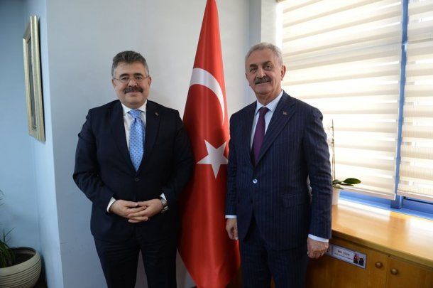 Kocaeli İl Emniyet Müdürümüz Veysel Tipioğlu ve Gebze İlçe Emniyet Müdürümüz Adil Uğur Bilgili Odamıza ziyaret gerçekleştirdi.