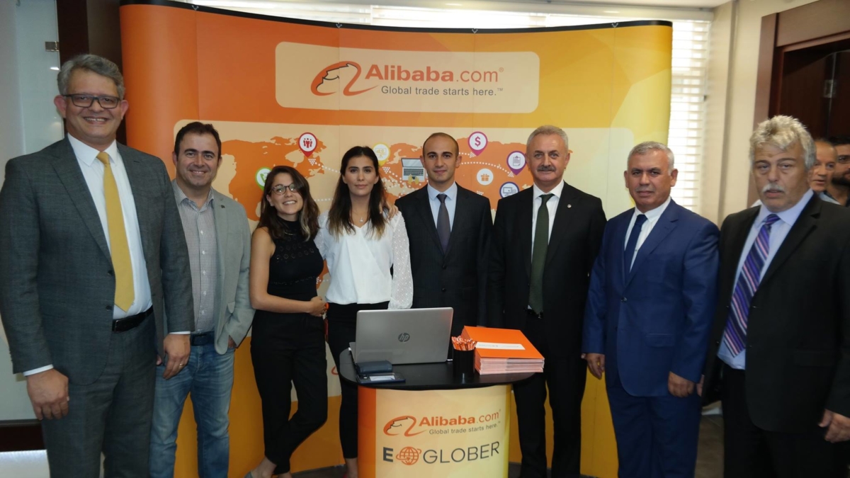 Üyelerimizin E-Ticarette yer almaları amacıyla Vakıfbank ve Alibaba.com işbirliğindeki projenin detaylarının açıklandığı toplantı Odamızda gerçekleştirildi.