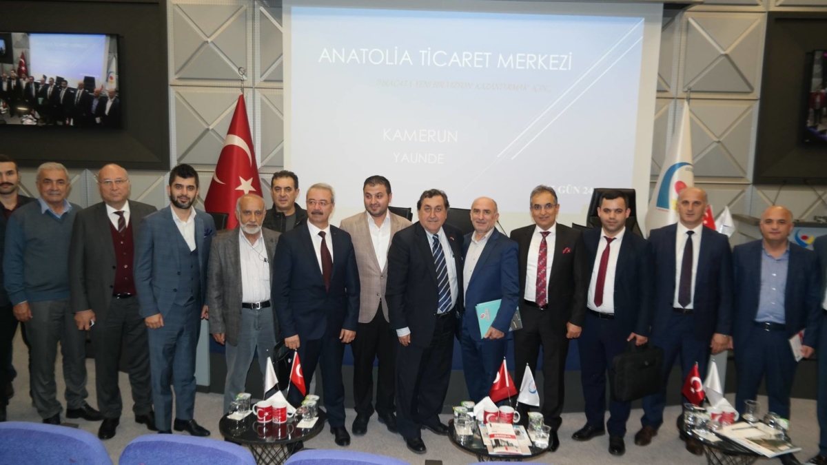 Kamerun Anadolu Ticaret Merkezi hakkında ve Kamerun ile Orta Afrika Devletlerine ihracatın avantajları konusunda gerçekleşen bilgilendirme toplantısı
