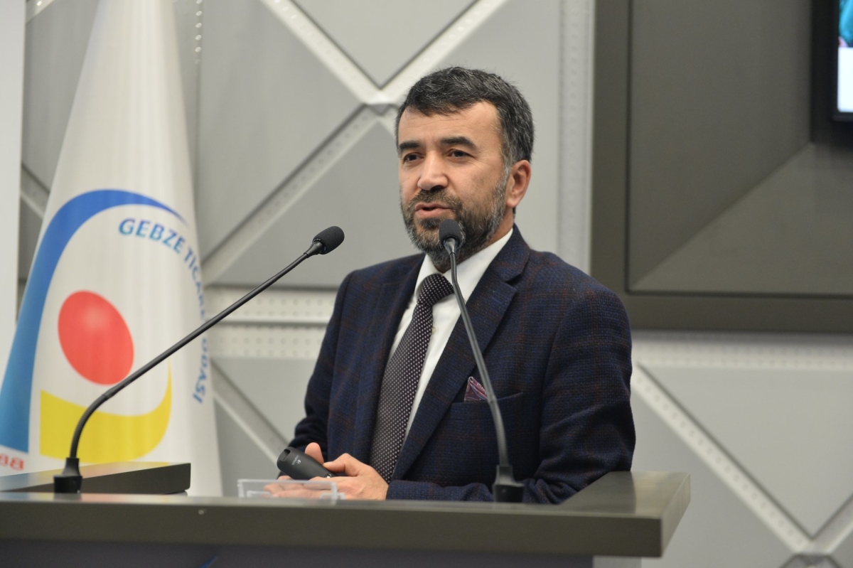 Doğu Türkistan Dramı konulu konferans Odamız Meclis Salonu nda gerçekleştirildi.