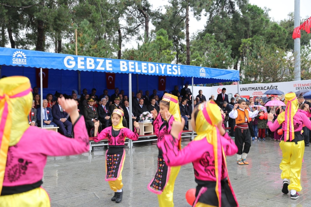 Yönetim Kurulu Başkanımız Nail ÇİLER, 29 EKİM CUMHURİYET BAYRAMI Resmi Geçit Törenine Katıldı